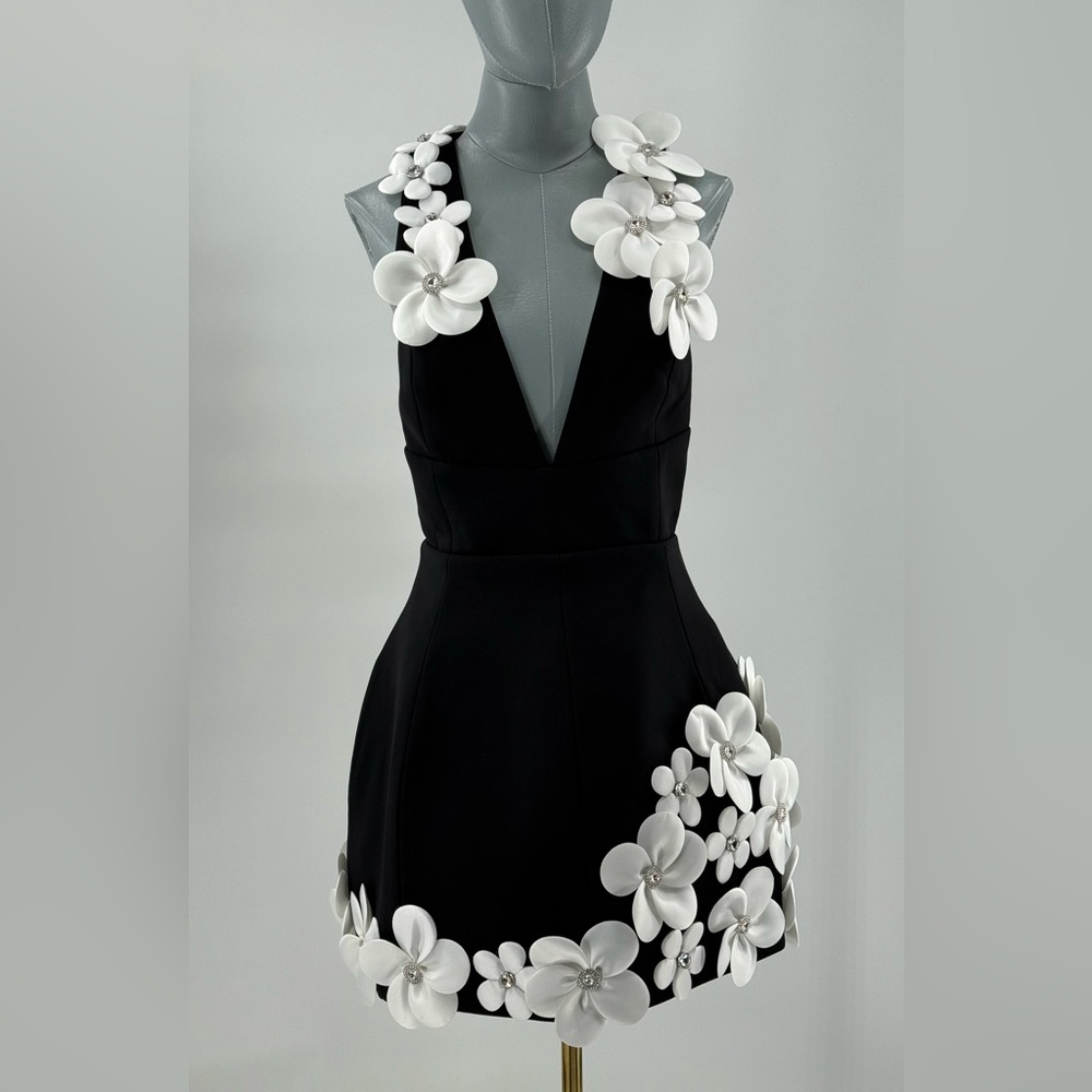 🆕 BRONX & BANCO 🧿 NWOT Estelle Floral Mini Dress, Black/White - Sz XS US 2 - Picture 4 of 17